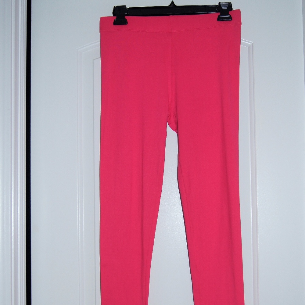 Raspberry pink leggings, free with bundle purchase